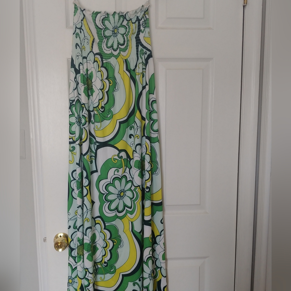 MOD print Maxi Dress Perfect For Island Vacation!